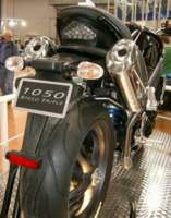 Preview of: 
intermot0404.jpg 
472 x 600 JPEG-compressed image 
(75,141 bytes)