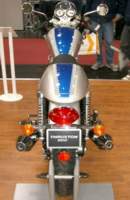 Preview of: 
intermot0406.jpg 
391 x 600 JPEG-compressed image 
(53,978 bytes)