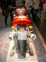 Preview of: 
intermot0417.jpg 
450 x 600 JPEG-compressed image 
(59,269 bytes)