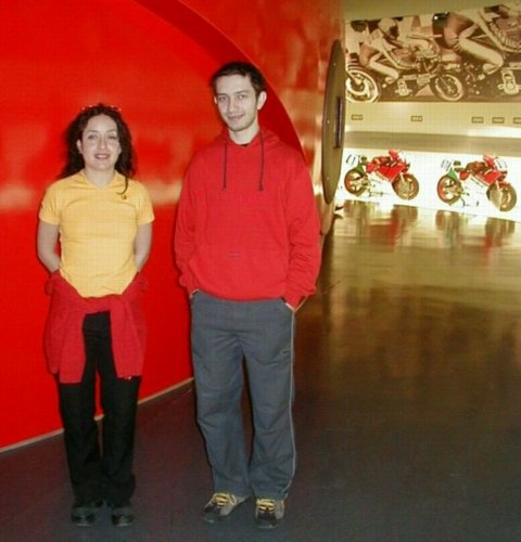 ducati10.jpg 
480 x 500 JPEG-compressed image 
(39,871 bytes)