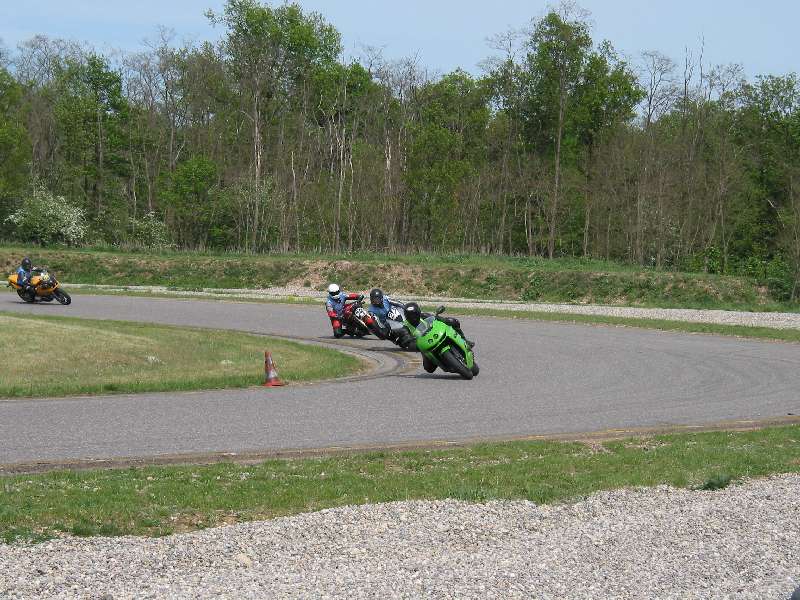 ADRScholle12.jpg 
800 x 600 JPEG-compressed image 
(99,849 bytes)