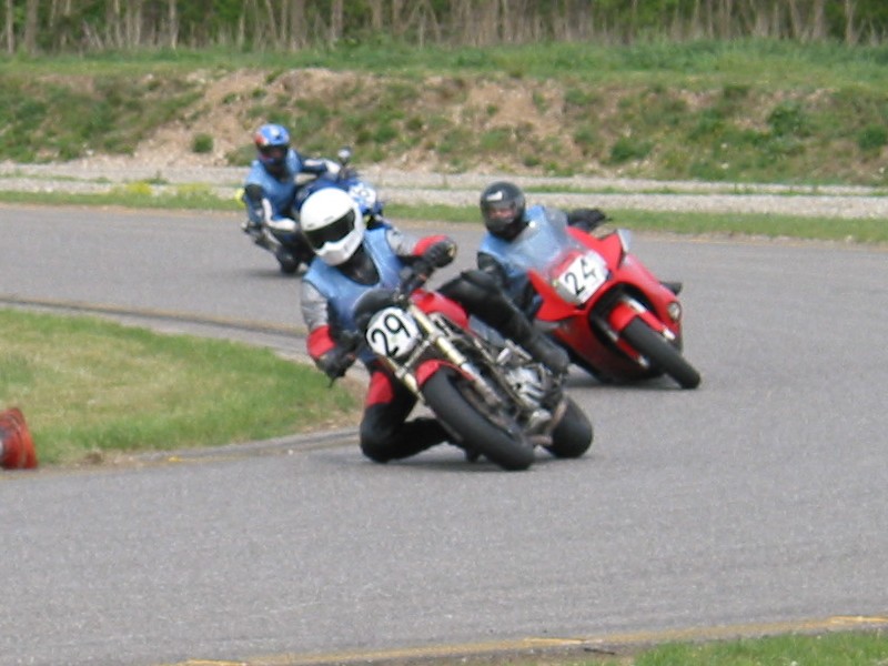 ADRScholle26.jpg 
800 x 600 JPEG-compressed image 
(102,231 bytes)