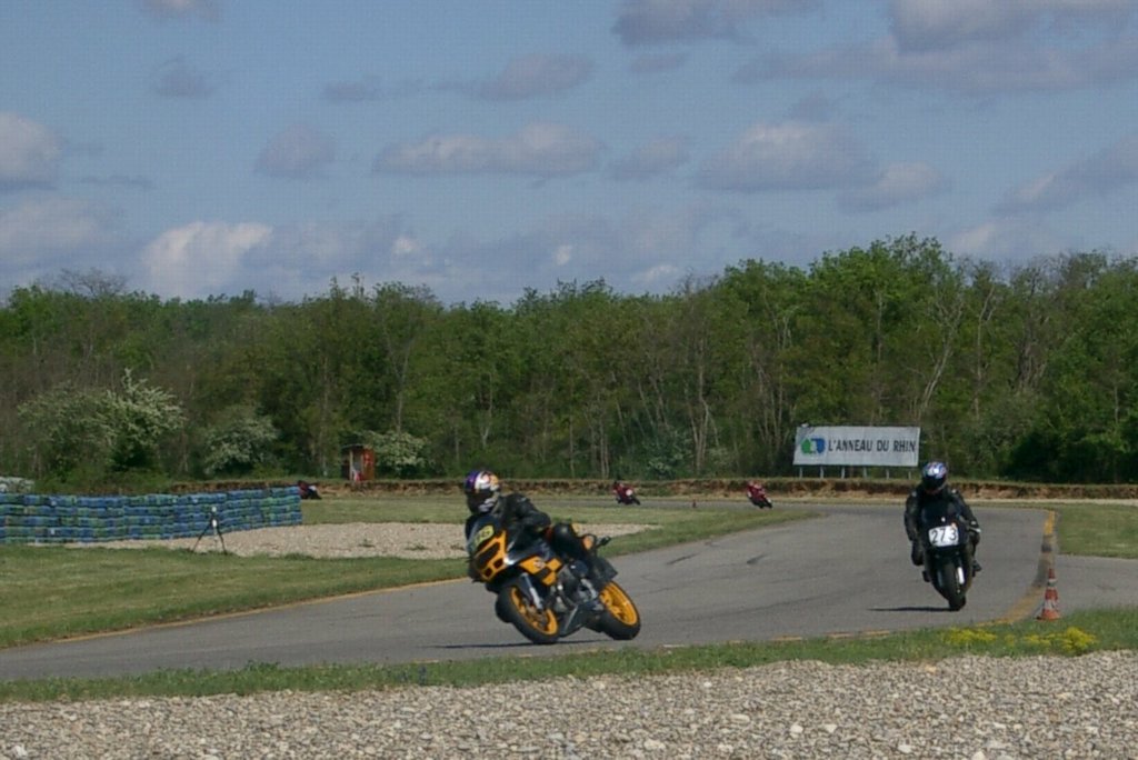 Adr12.jpg 
1,024 x 684 JPEG-compressed image 
(118,588 bytes)