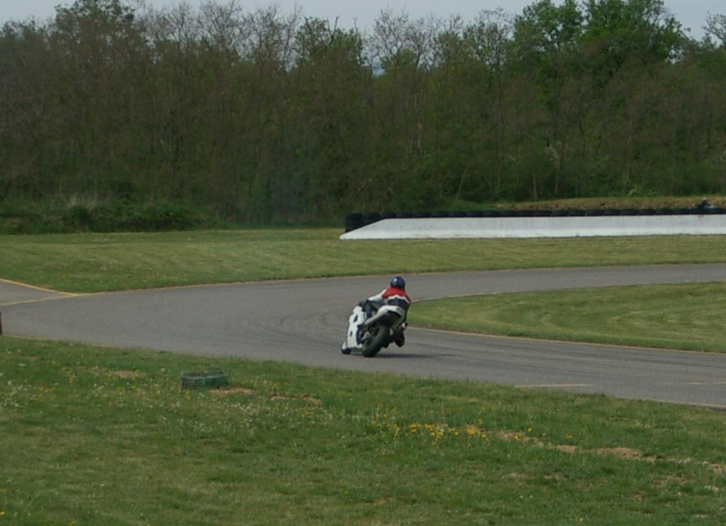 Adr25.jpg 
1,024 x 742 JPEG-compressed image 
(116,525 bytes)