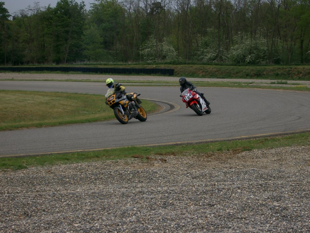 Adr49.jpg 
1,024 x 768 JPEG-compressed image 
(181,638 bytes)