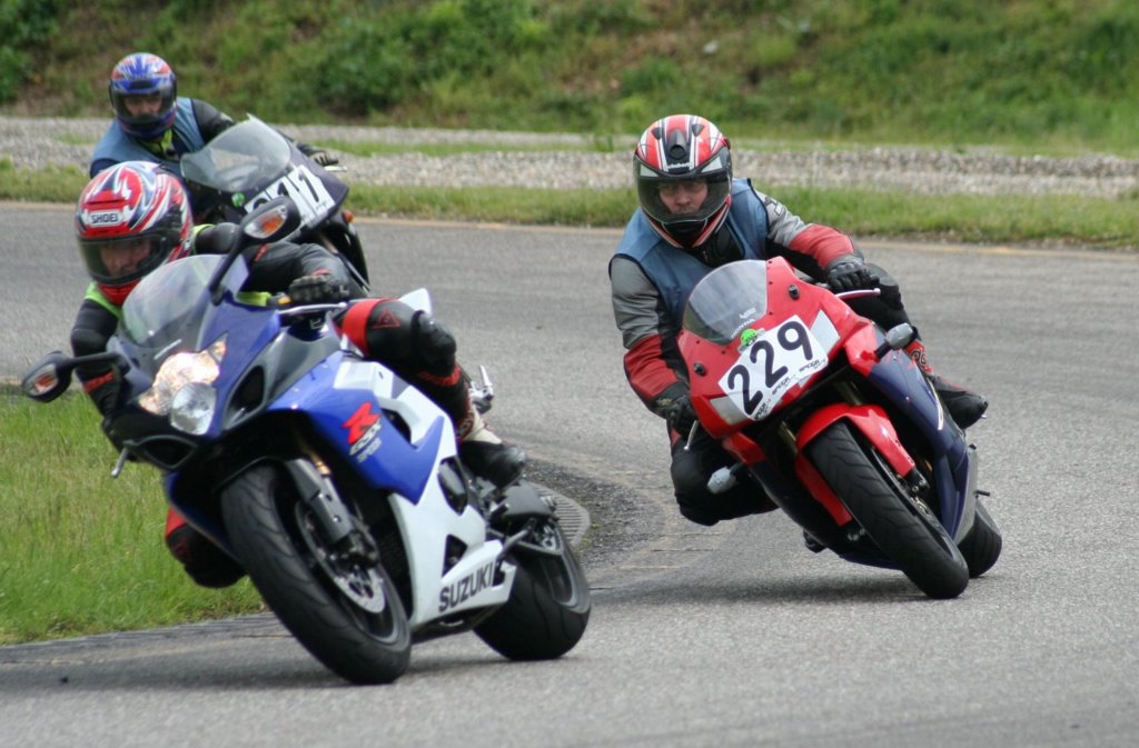 adr09.jpg 
1,024 x 673 JPEG-compressed image 
(139,819 bytes)