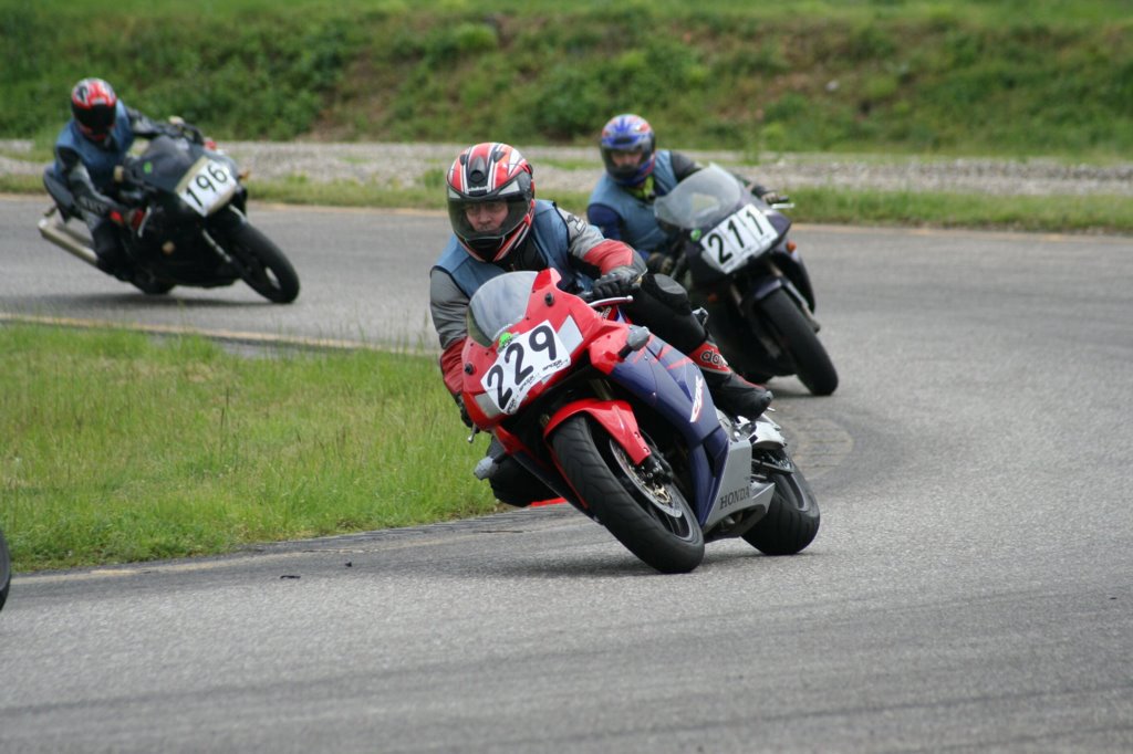 adr10.jpg 
1,024 x 682 JPEG-compressed image 
(127,983 bytes)