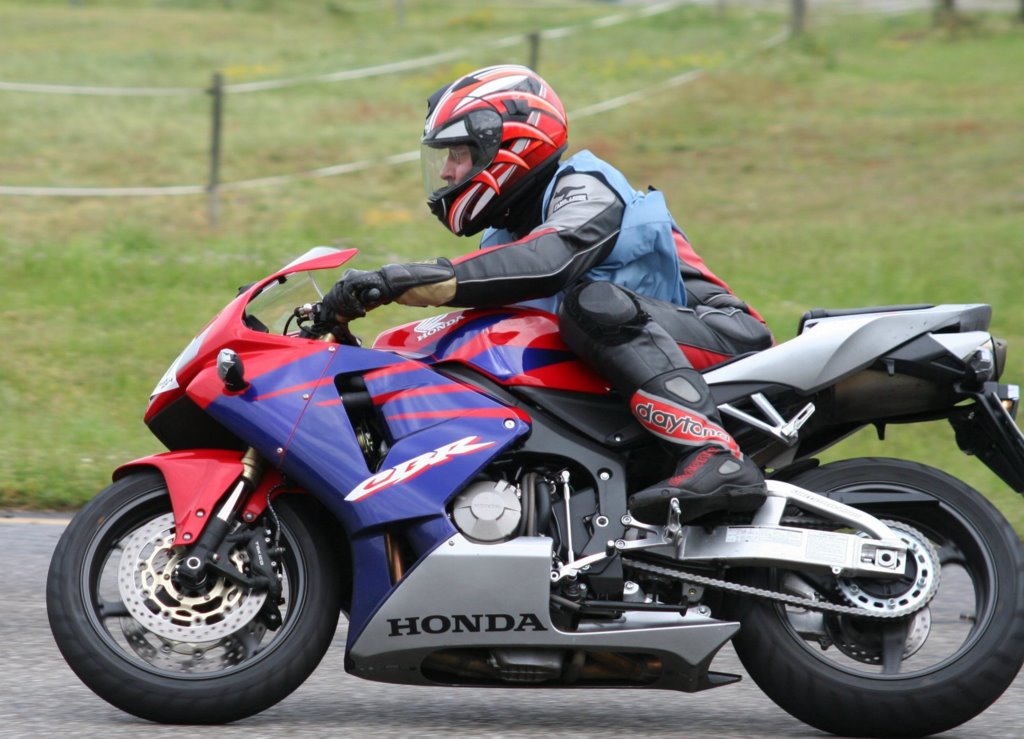 adr11.jpg 
1,024 x 739 JPEG-compressed image 
(144,361 bytes)