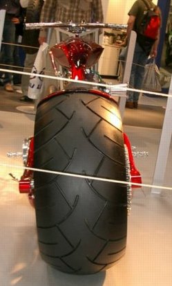 intermot0444.jpg 
249 x 413 JPEG-compressed image 
(25,312 bytes)