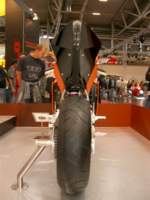 Preview of:
intermot0425.jpg
450 x 600 JPEG-compressed image
(55,173 bytes)