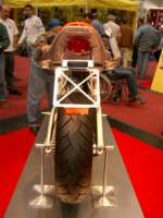 Preview of:
intermot0437.jpg
450 x 600 JPEG-compressed image
(58,329 bytes)